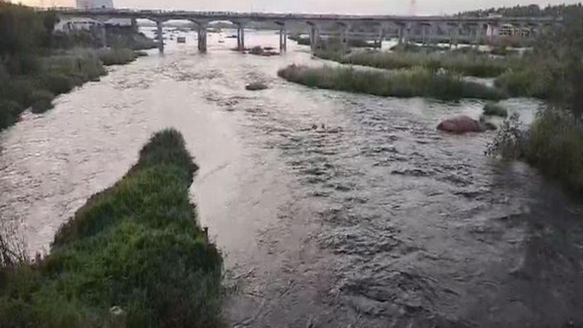 Karnataka Releases 5 000 Cues Of Water To Tamil Nadu After Order From karnataka-releases-5-000-cues-of-water-to-tamil-nadu-after-order-from